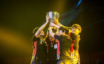 强大的六连板电魂网 其实是它的游戏和腾讯合作了